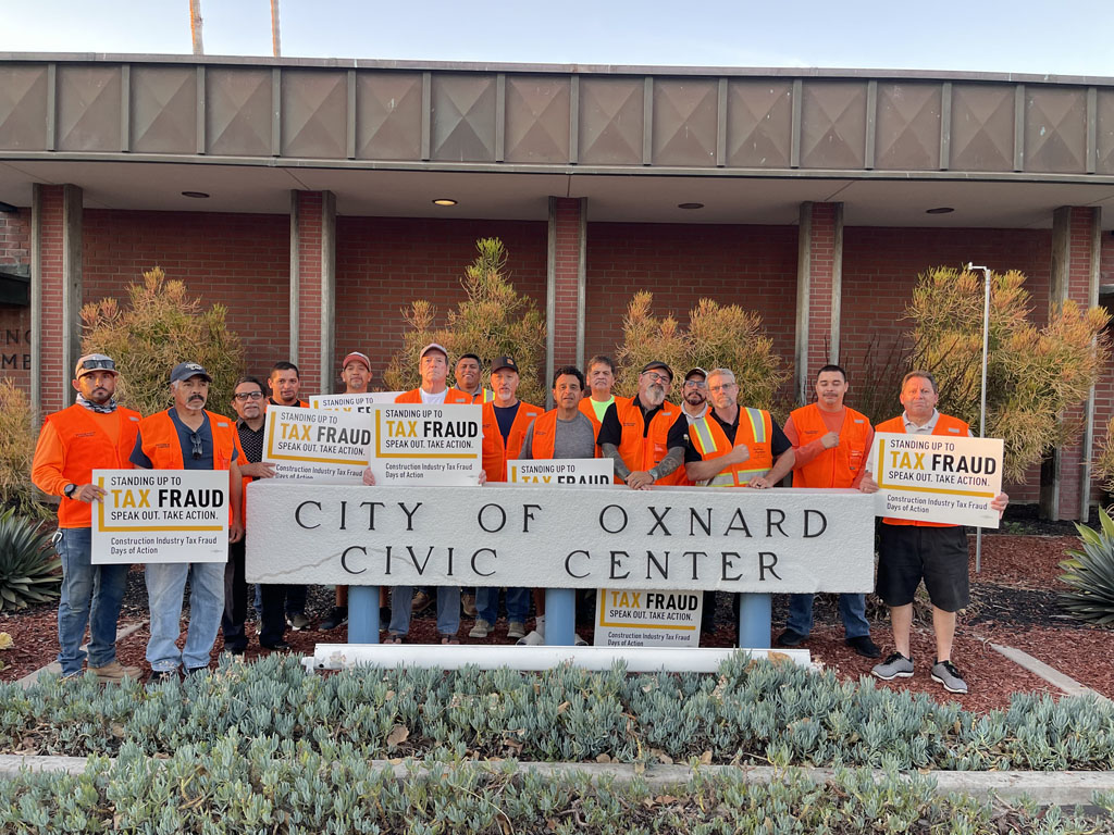 Local 805 members stand up!